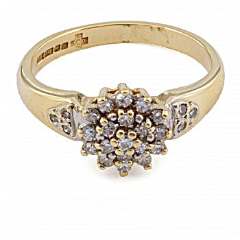 9ct gold Diamond Cluster Ring size I